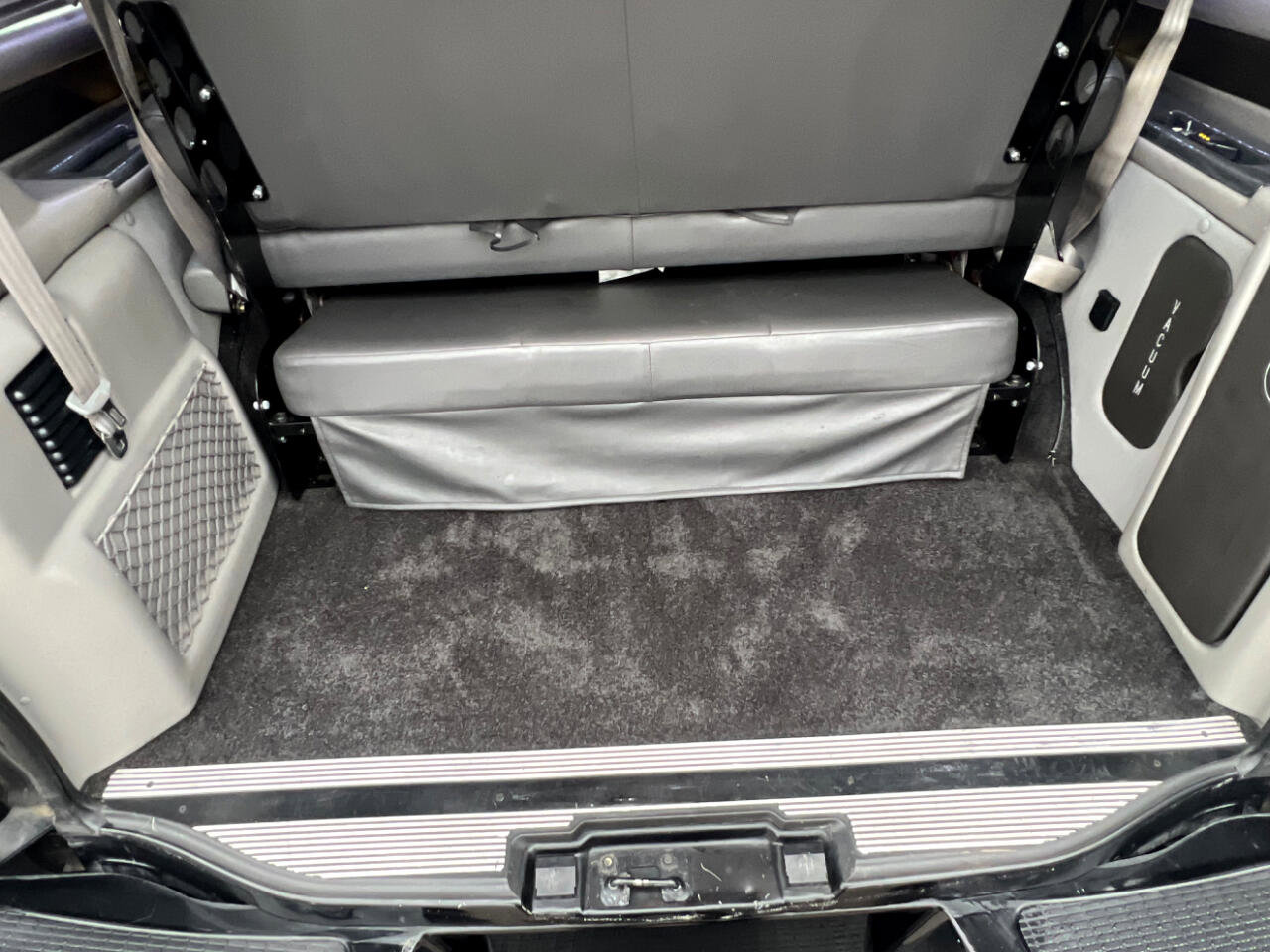 Used 2017 Chevrolet Express 2500 Extended image 47