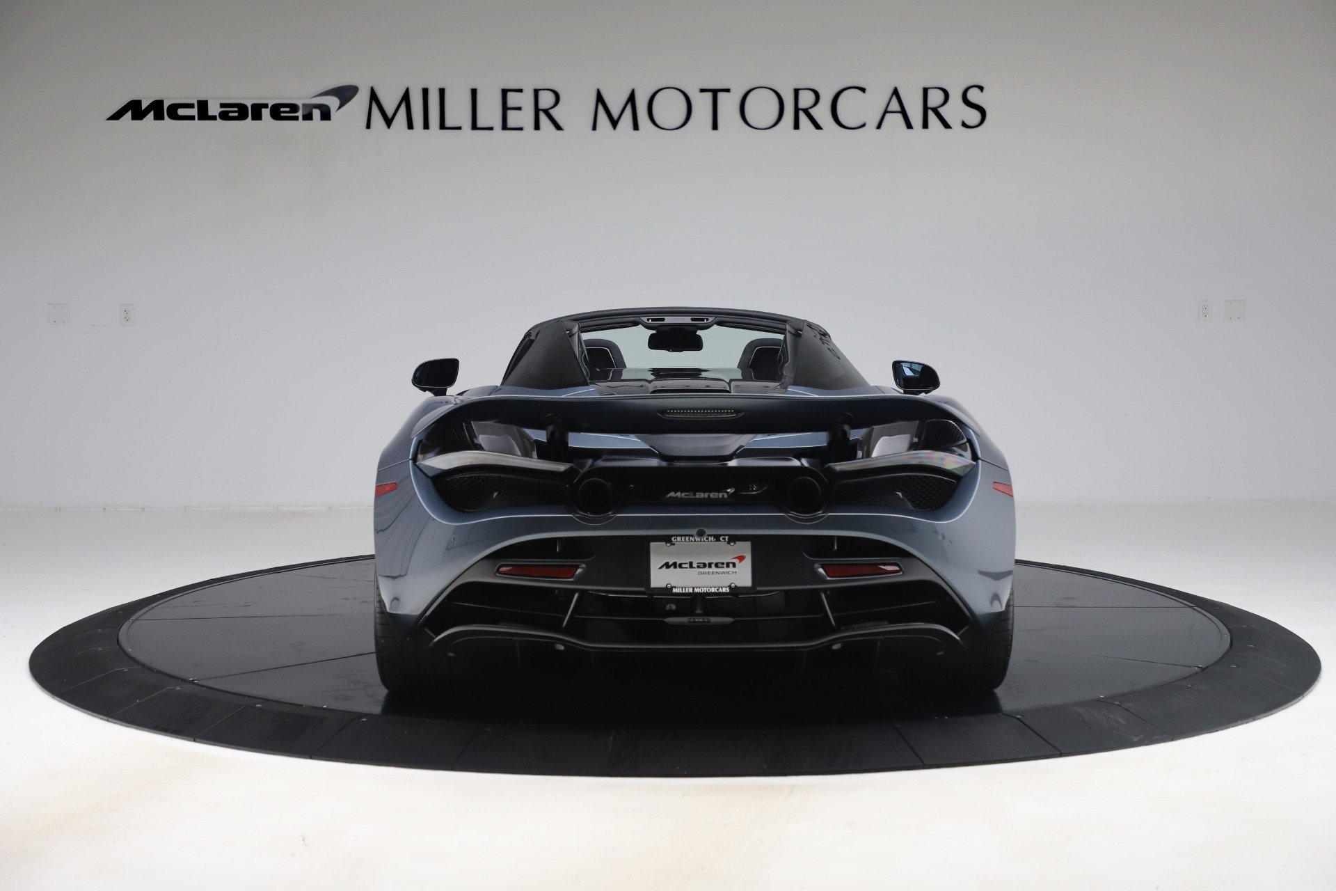 Used 2020 McLaren 720S Spider RWD image 6