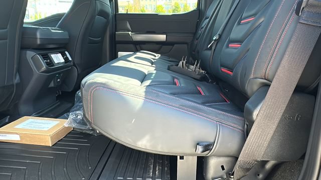 New 2025 Ford F150 Lariat w/ Equipment Group 502A High AWD/4WD image 21