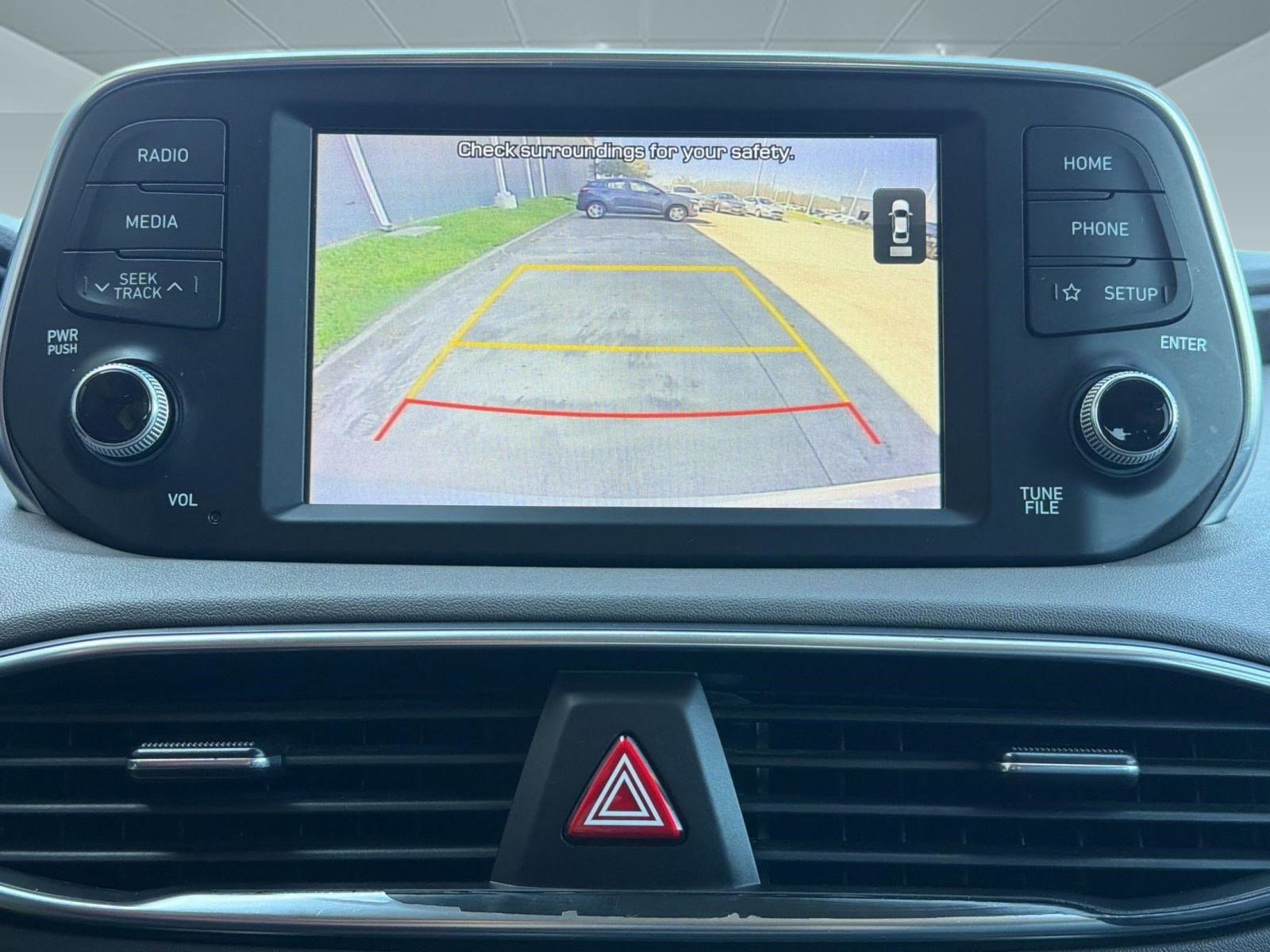 Used 2020 Hyundai Santa Fe SE image 24