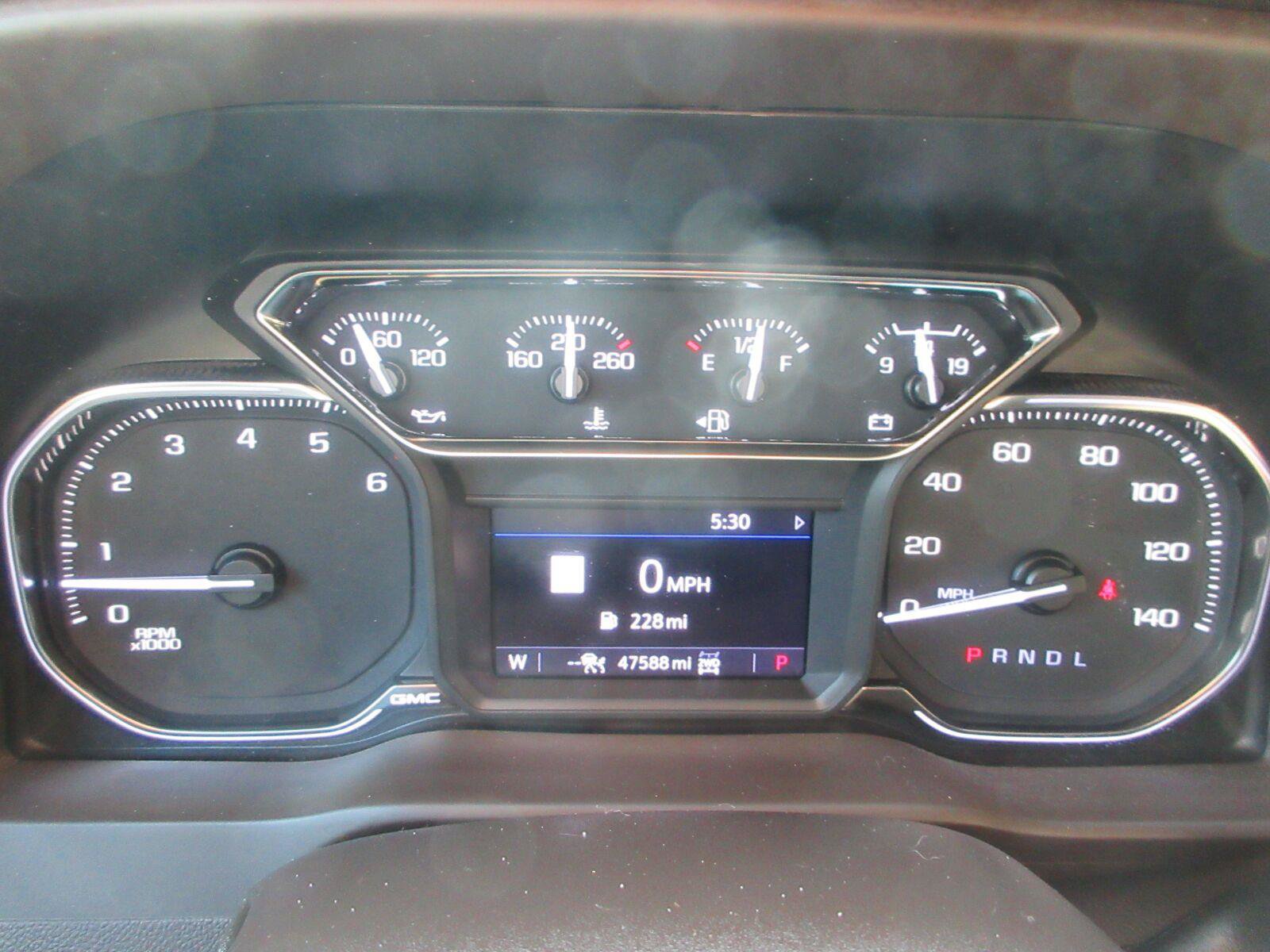 Used 2022 GMC Sierra 1500 SLT w/ SLT Premium Plus Package AWD/4WD image 12