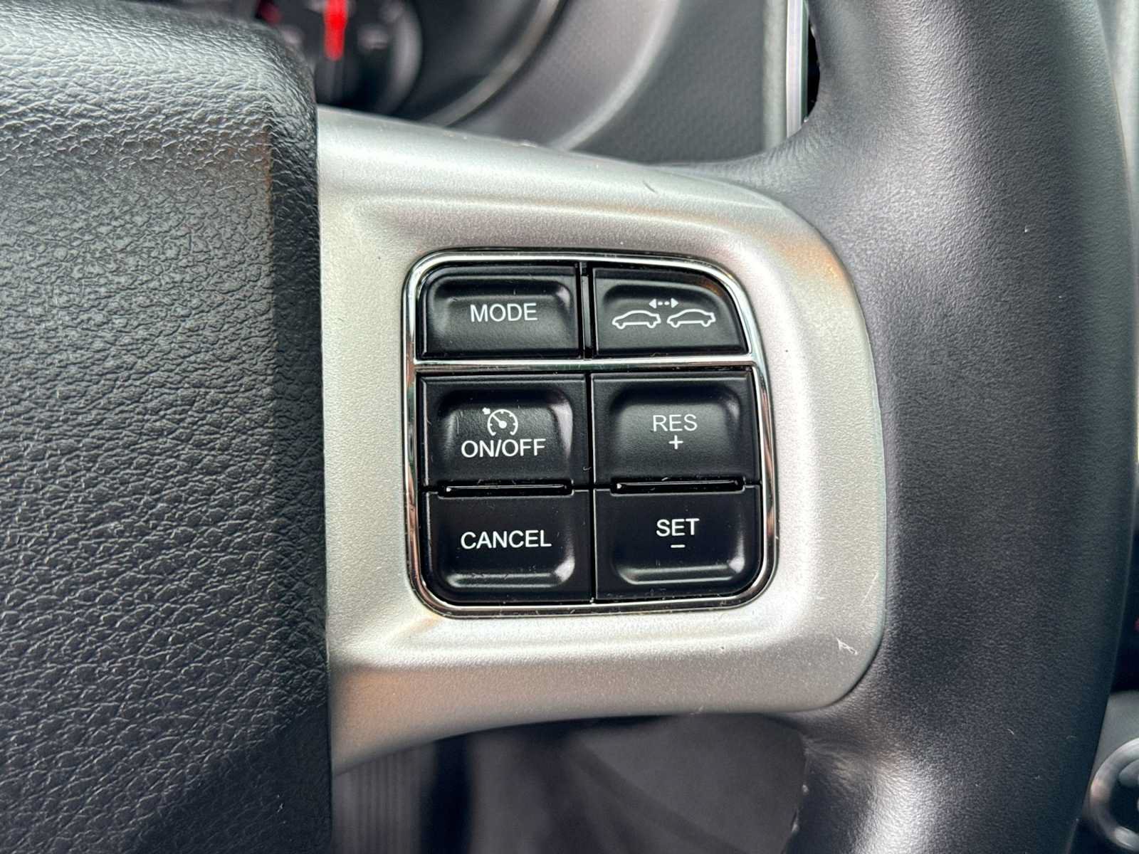 Used 2014 Dodge Charger R/T RWD image 25