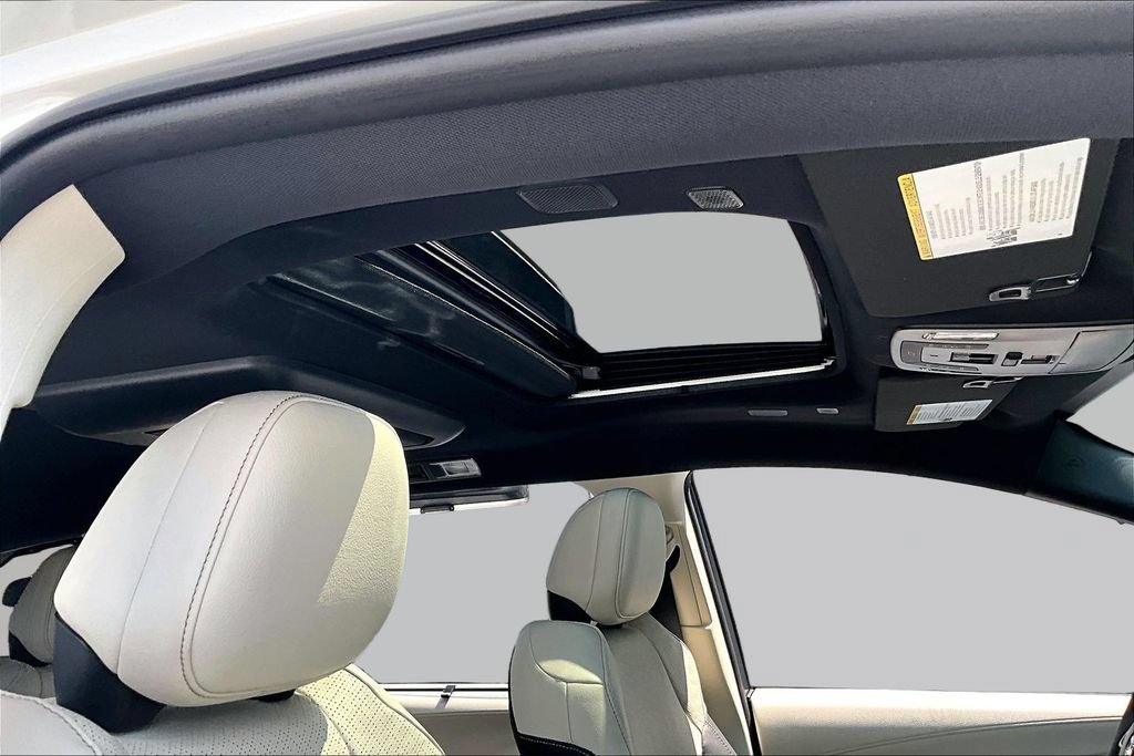 New 2026 Toyota Sienna Platinum AWD/4WD image 23