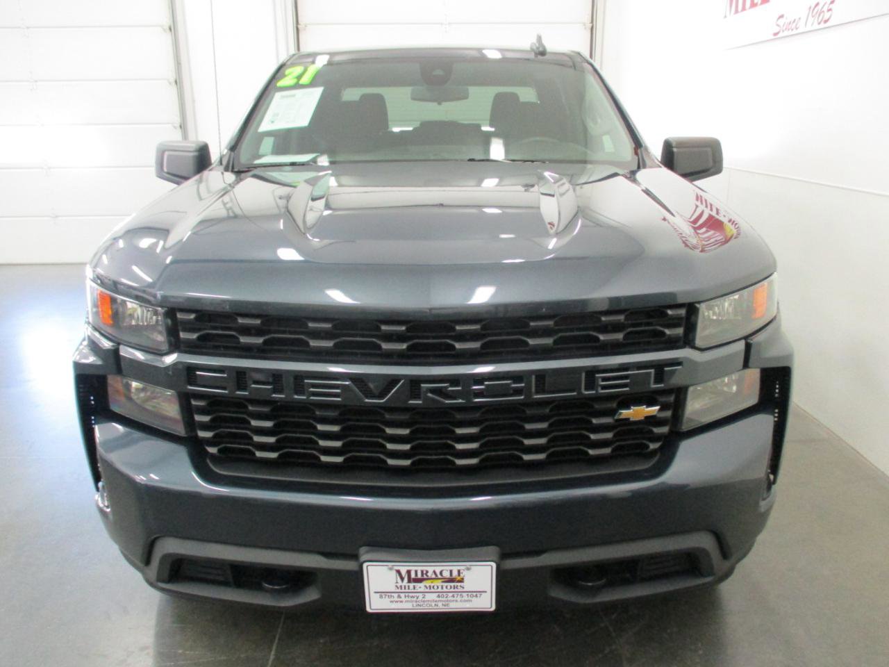 Used 2021 Chevrolet Silverado 1500 Custom w/ Safety Confidence Package AWD/4WD image 8