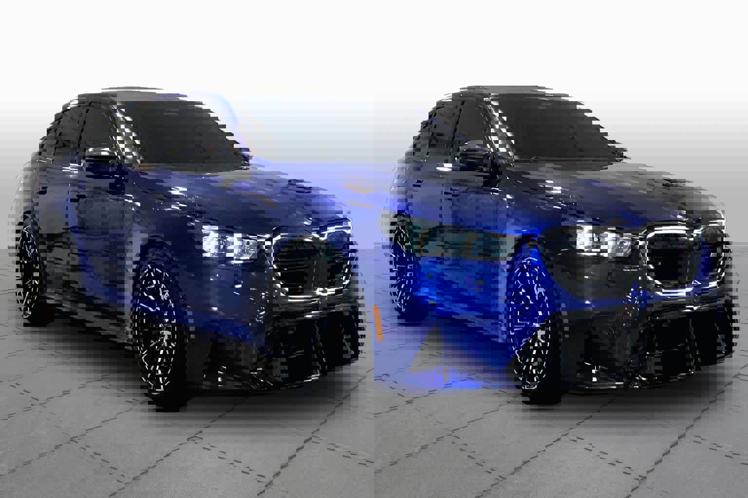 Used 2025 BMW M5 w/ Carbon Package AWD/4WD image 2