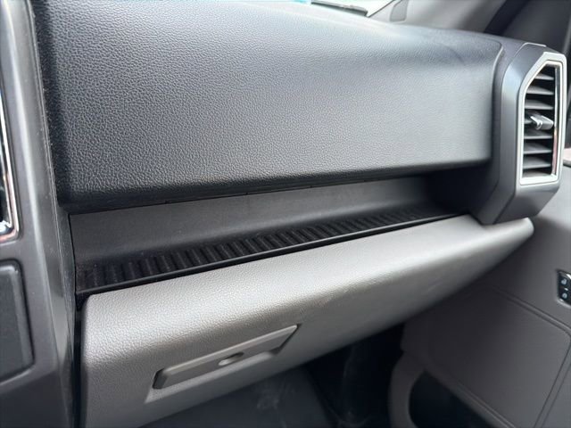 Used 2016 Ford F150 XLT image 30