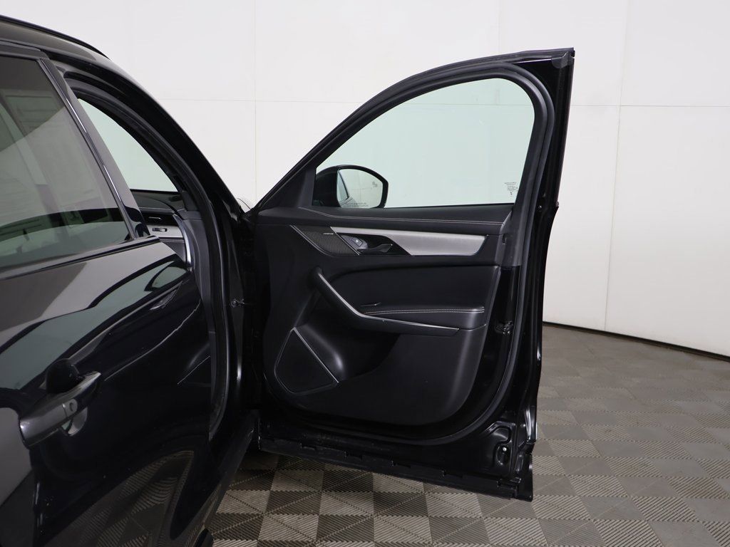 Used 2024 Jaguar F-PACE R-Dynamic S image 23