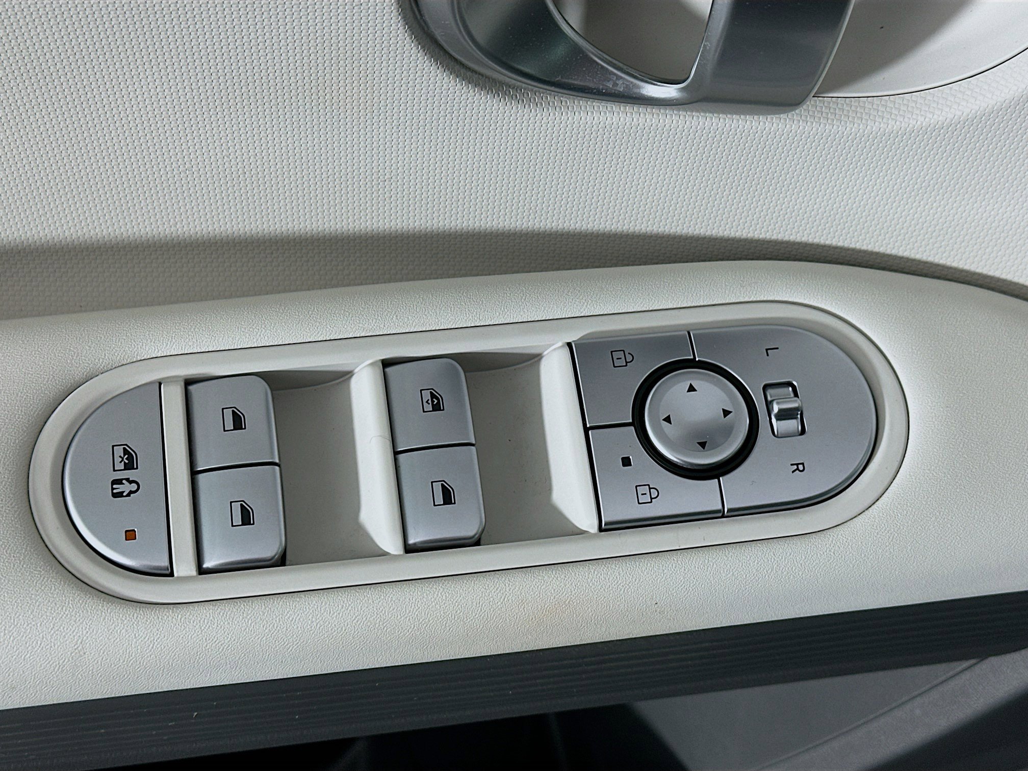 Used 2023 Hyundai Ioniq 5 SE image 15