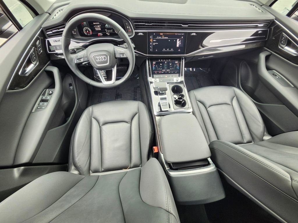 Used 2023 Audi Q7 2.0T Premium w/ Convenience Package image 14