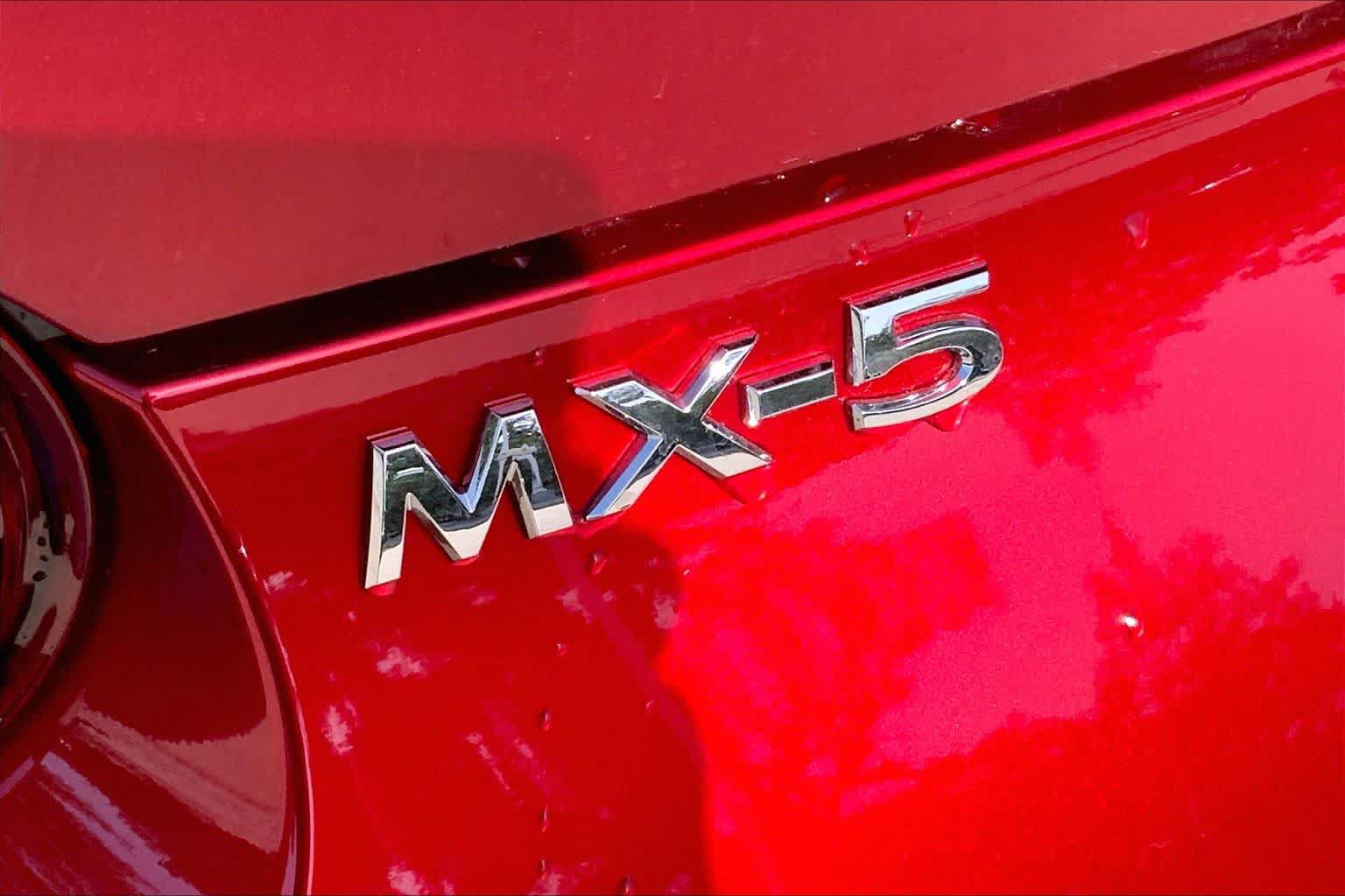 New 2026 MAZDA MX-5 Miata RF Grand Touring RWD image 15