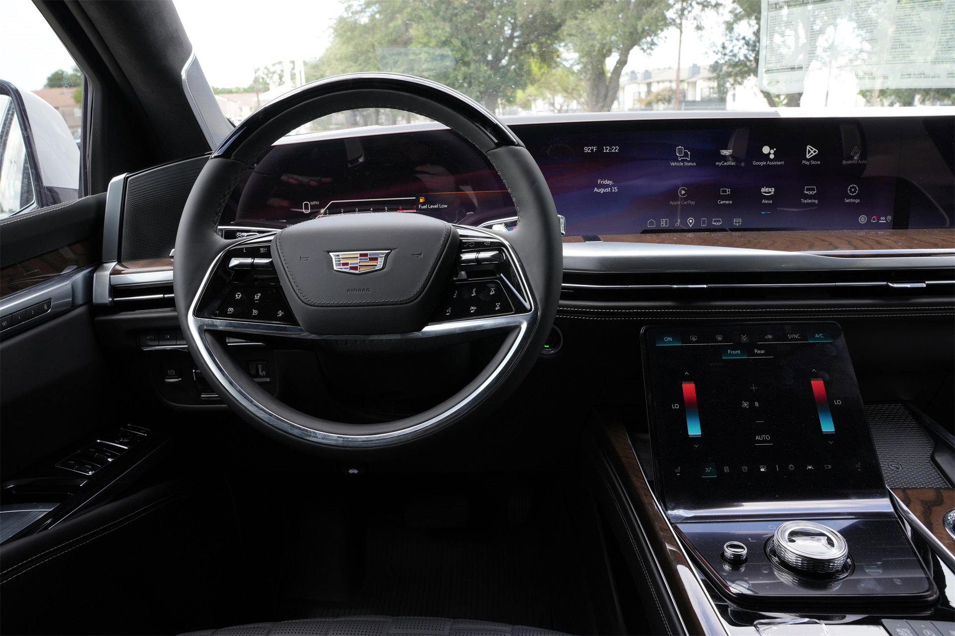 New 2025 Cadillac Escalade Sport Platinum w/ LPO, ONYX Package image 9