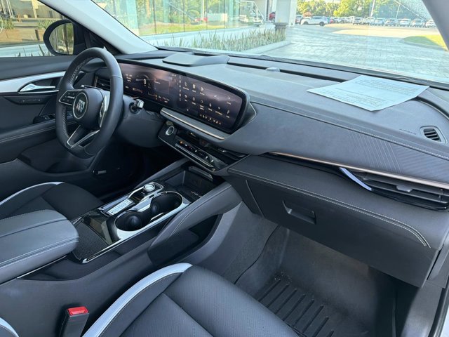 Used 2025 Buick Envision Sport Touring image 20