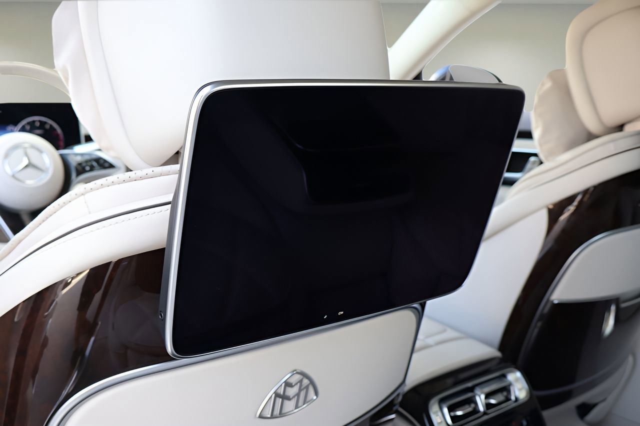 Used 2024 Mercedes-Benz Maybach S 680 4MATIC image 15