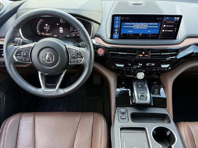 Used 2025 Acura MDX w/ Technology Package FWD image 11