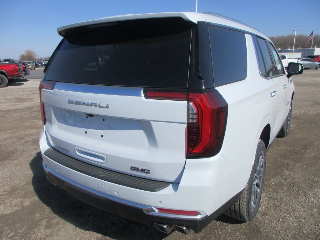 New 2026 GMC Yukon Denali w/ Sun & Power Step Package image 4