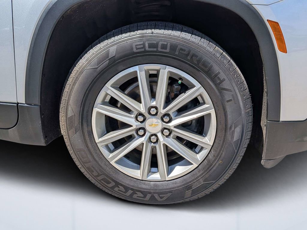 Used 2022 Chevrolet Traverse LT image 10