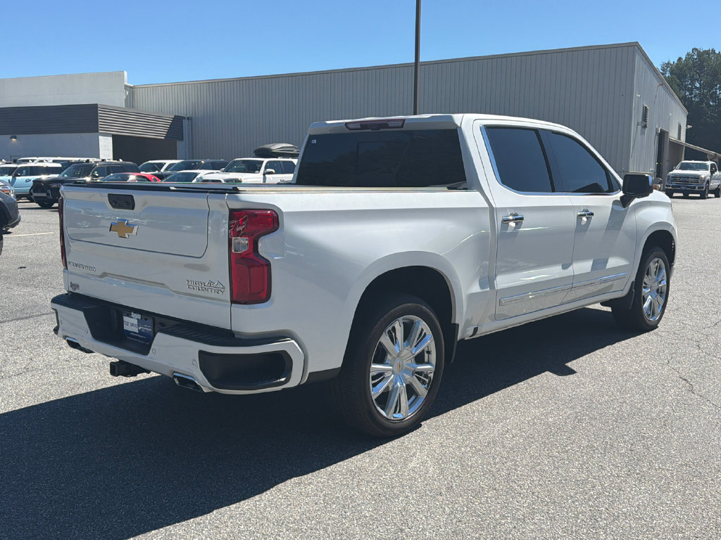Used 2023 Chevrolet Silverado 1500 High Country w/ High Country Premium Package AWD/4WD image 7