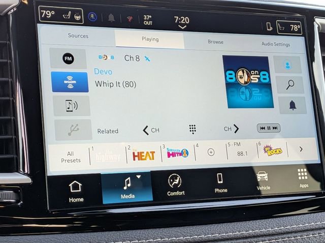 New 2026 Chrysler Pacifica Select image 21