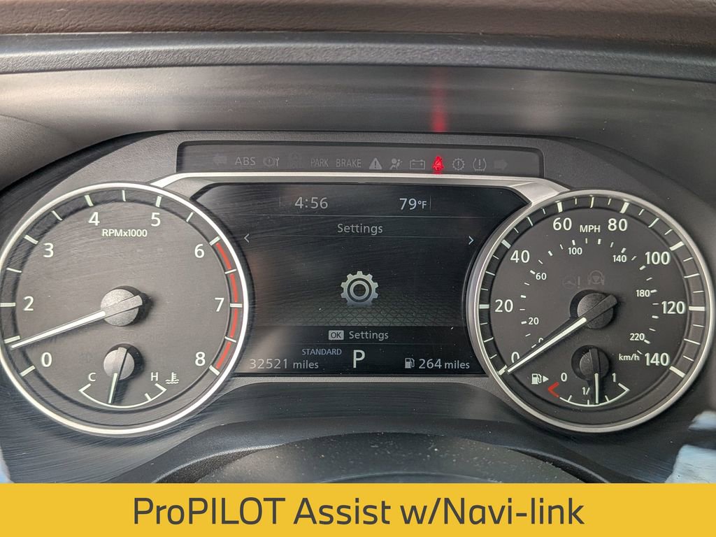 Used 2023 Nissan Rogue SL w/ SL Premium Package image 19