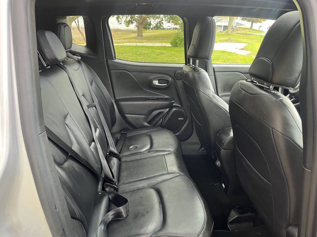 Used 2020 Jeep Renegade Altitude image 32