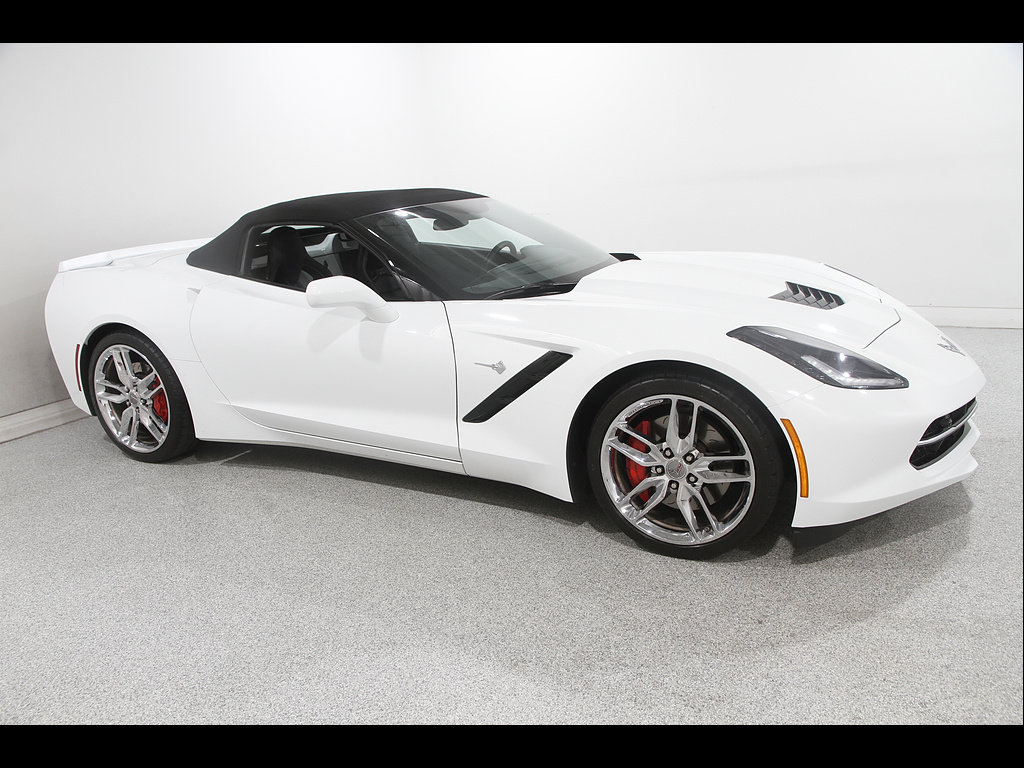 Used 2016 Chevrolet Corvette Stingray Convertible w/ 3LT Preferred Equipment Group RWD image 2