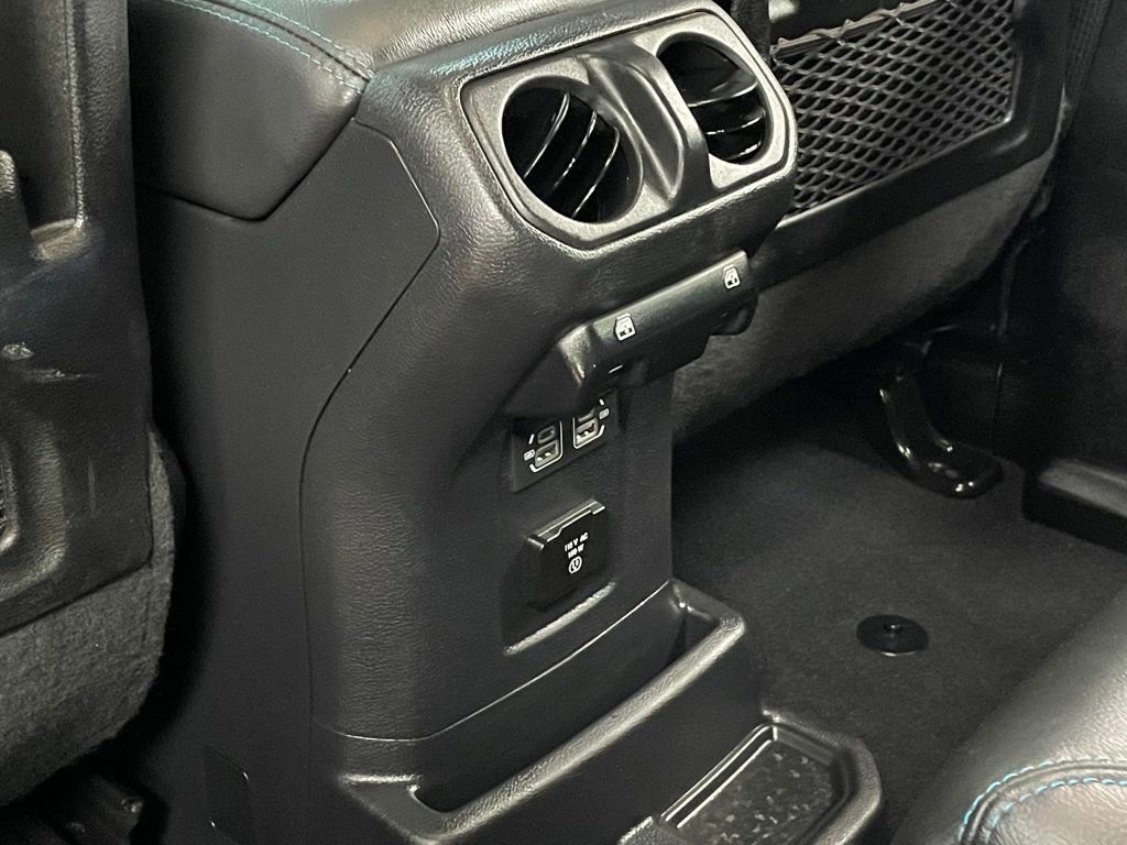 Used 2023 Jeep Wrangler Unlimited Rubicon 4xe w/ Safety Group AWD/4WD image 16