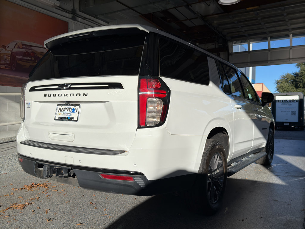 Used 2023 Chevrolet Suburban Z71 image 10