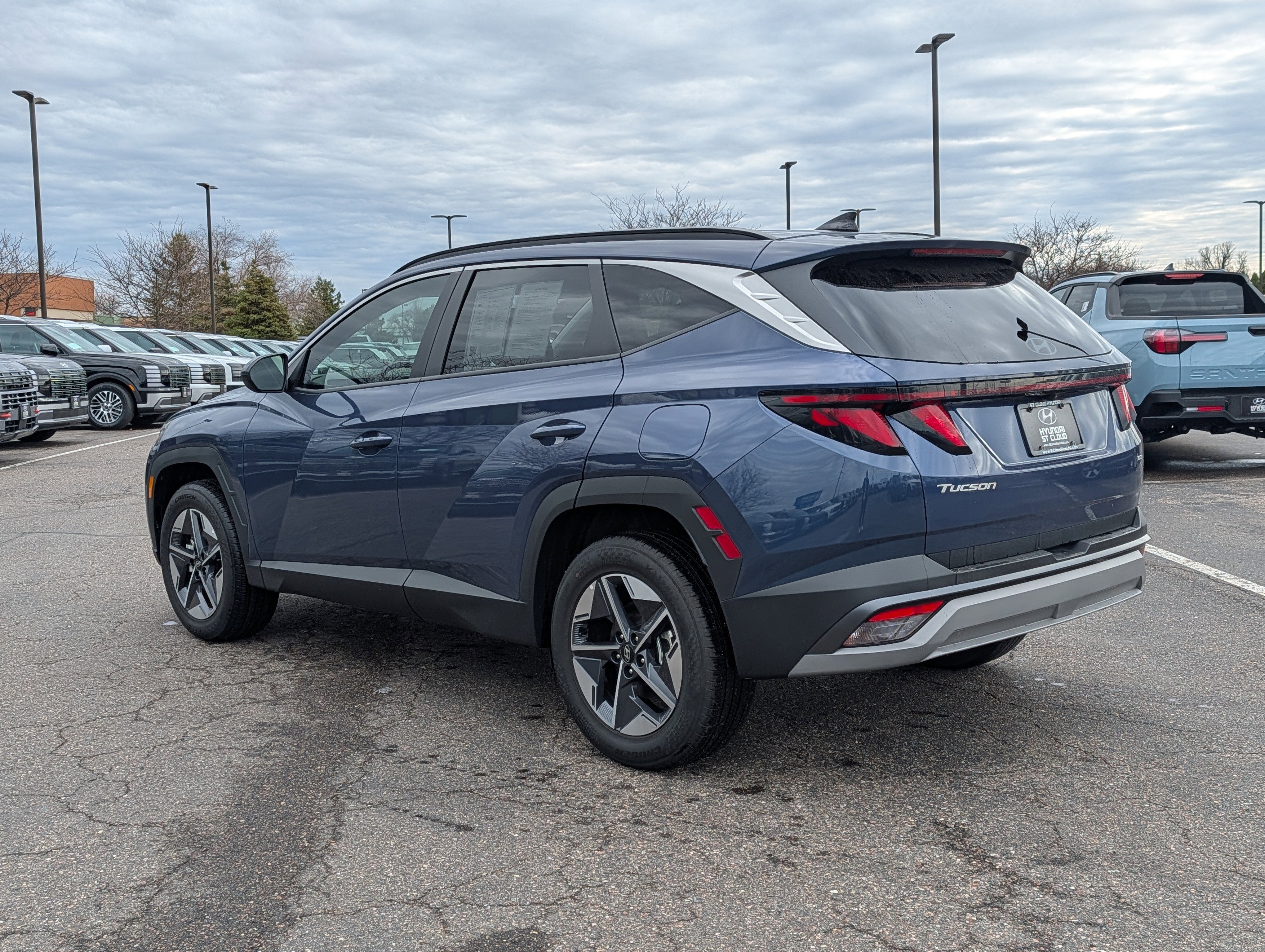 Certified 2025 Hyundai Tucson SEL AWD/4WD image 3