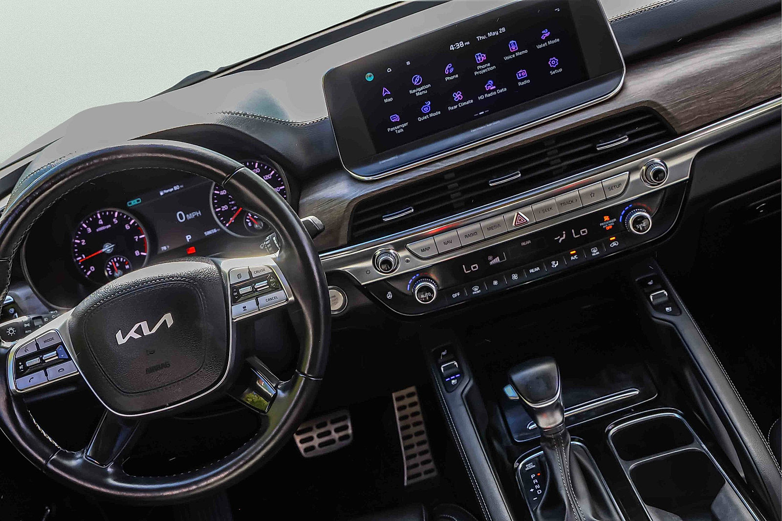 Certified 2022 Kia Telluride SX w/ Nightfall Edition Package AWD/4WD image 19