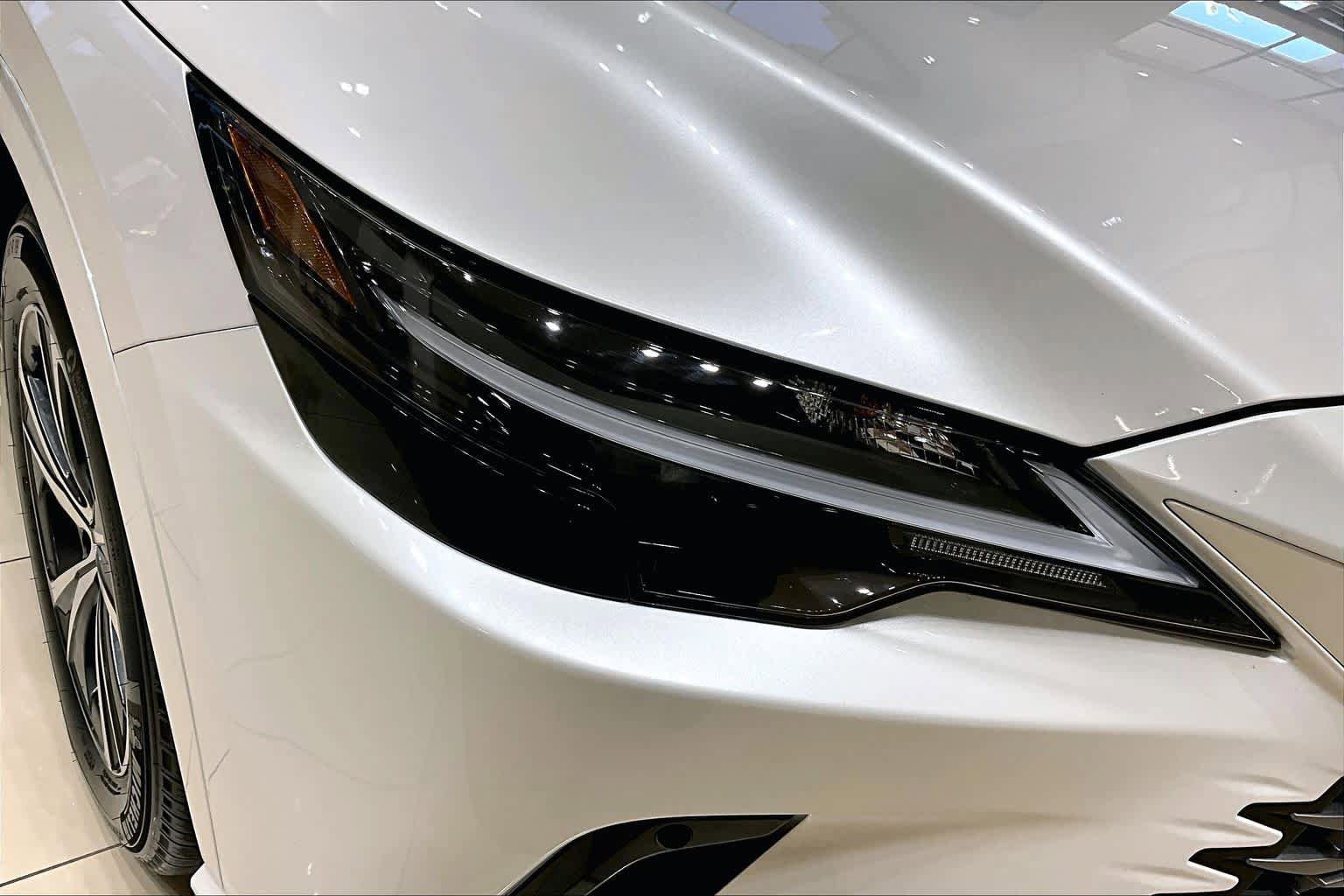 Used 2025 Lexus RX 350 FWD w/ Accessory Package image 26