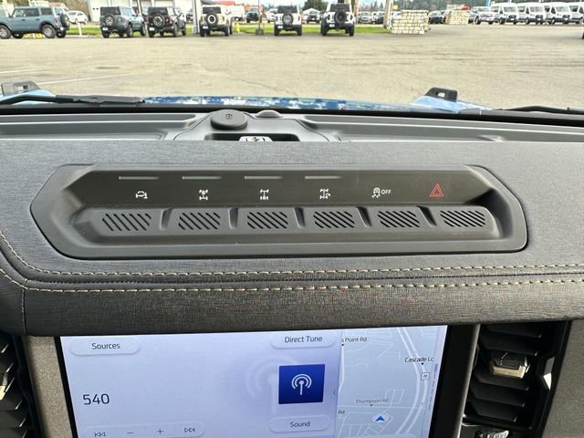 Used 2025 Ford Bronco Badlands image 19