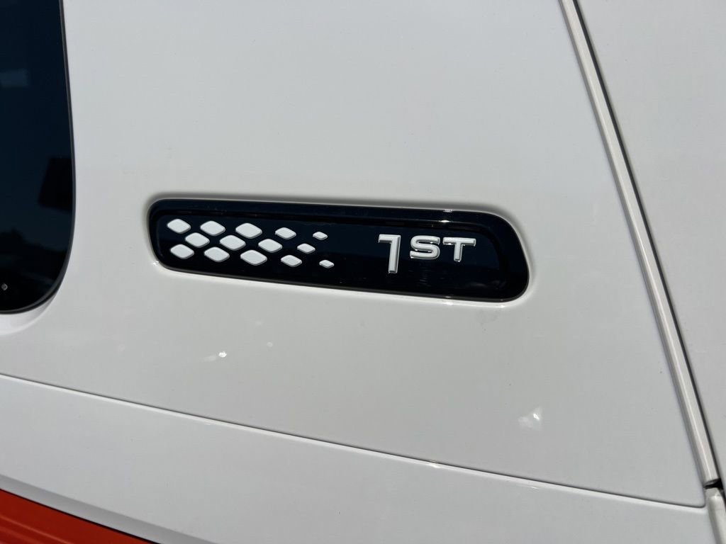 New 2025 Volkswagen ID. Buzz 1st Edition image 27