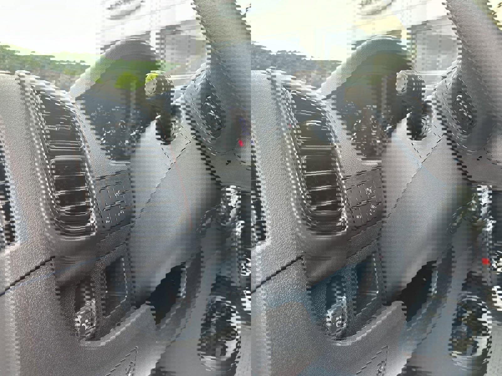 New 2024 RAM ProMaster 2500 w/ Convenience Group image 27