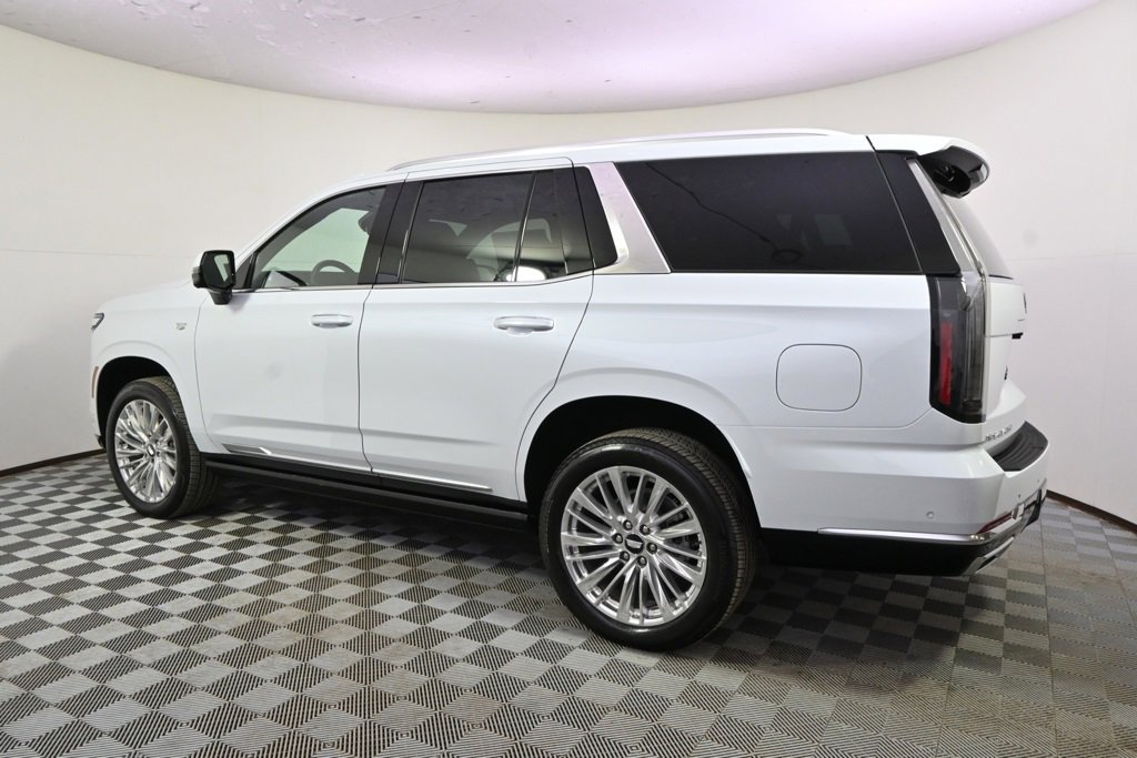 New 2026 Cadillac Escalade Luxury image 3