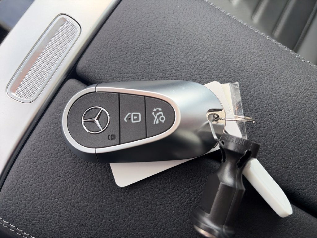 New 2027 Mercedes-Benz GLC 300 4MATIC image 29
