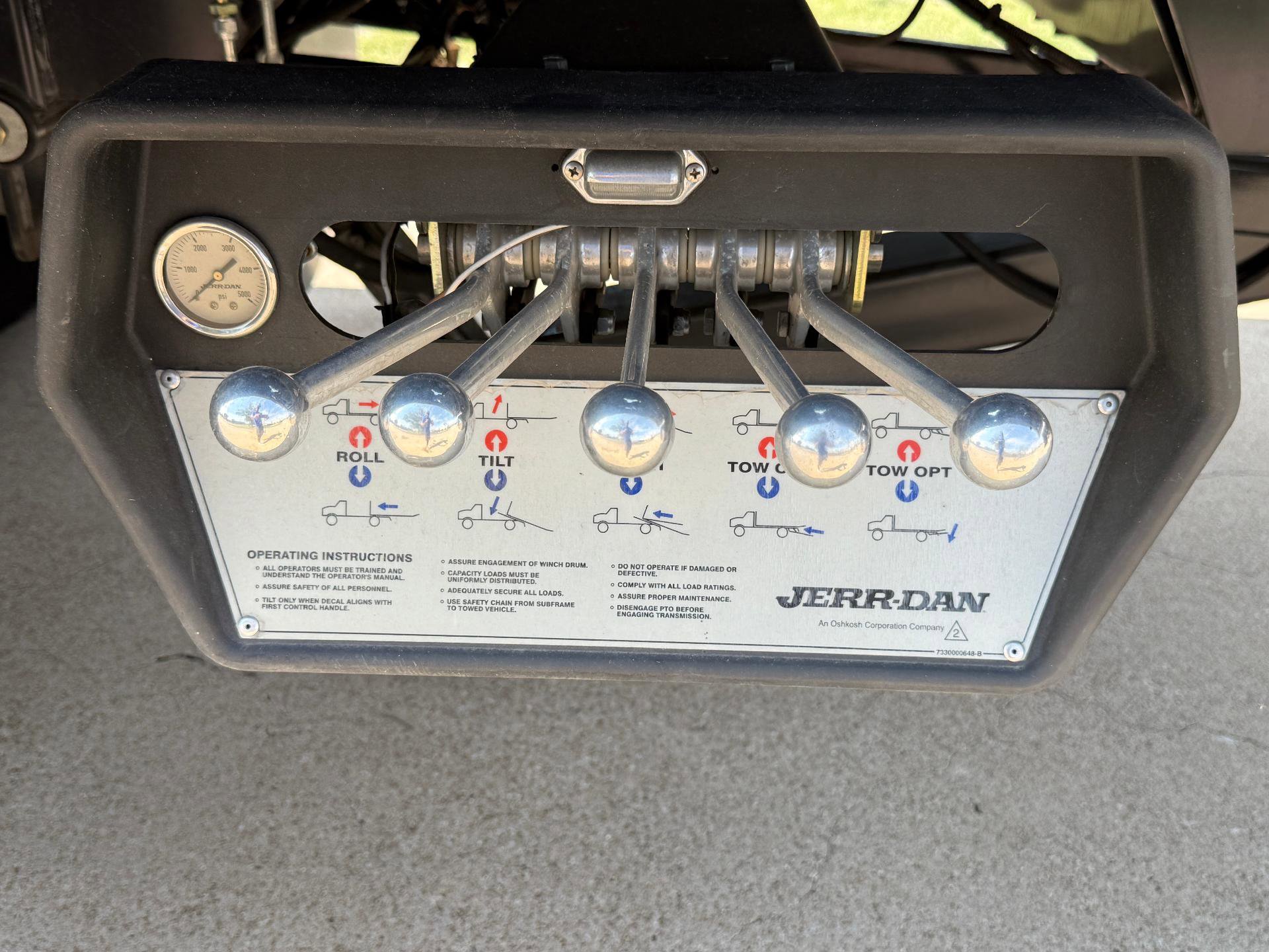 Used 2024 RAM 5500 SLT w/ Quick Order Package 2YG SLT image 10