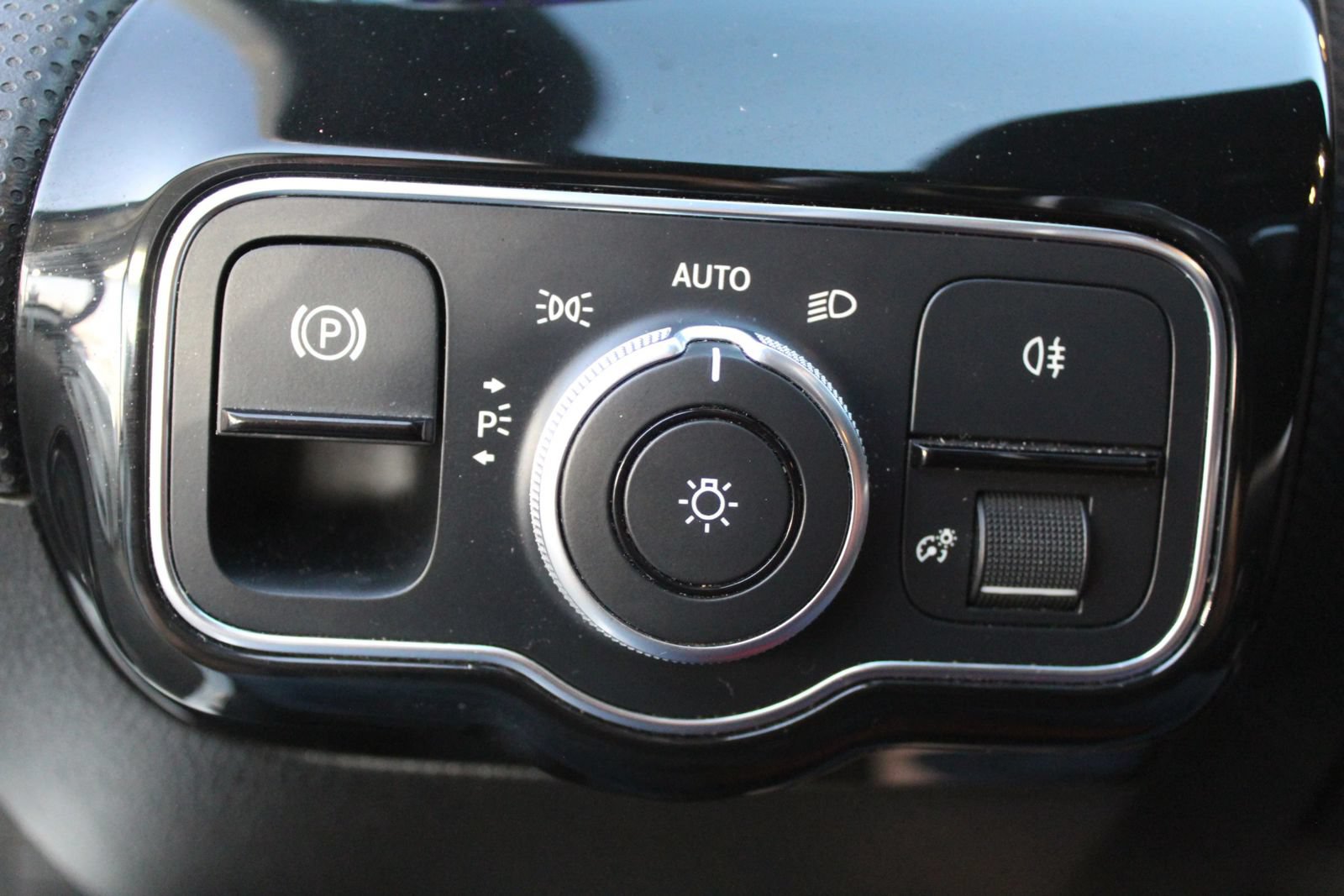 Used 2019 Mercedes-Benz A 220 image 25