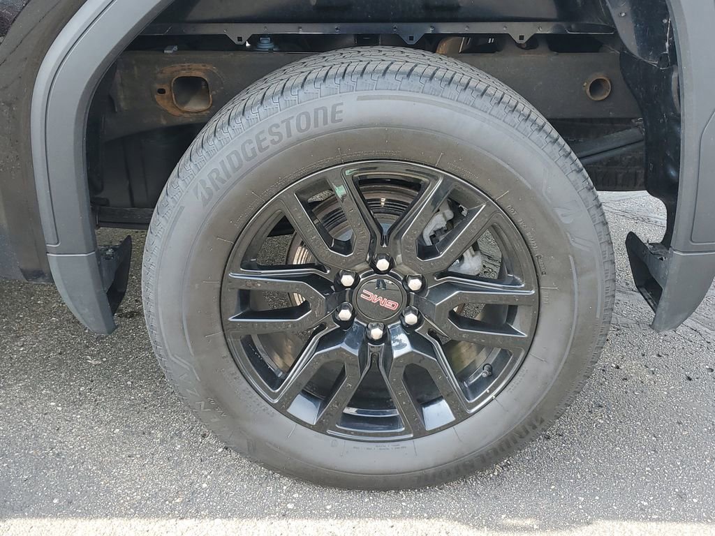 Used 2024 GMC Sierra 1500 Elevation AWD/4WD image 6
