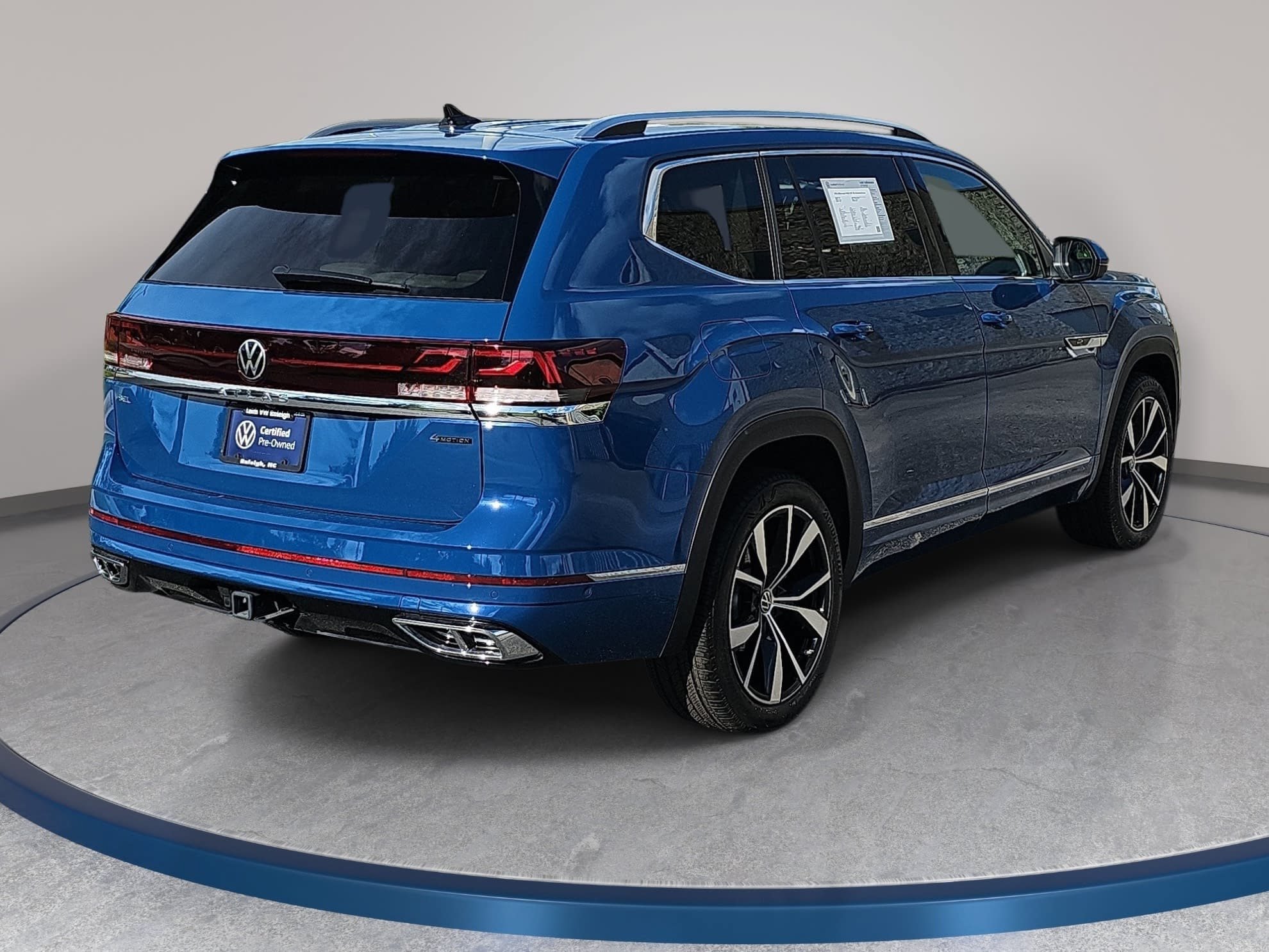 Certified 2026 Volkswagen Atlas SEL Premium R-Line AWD/4WD image 5