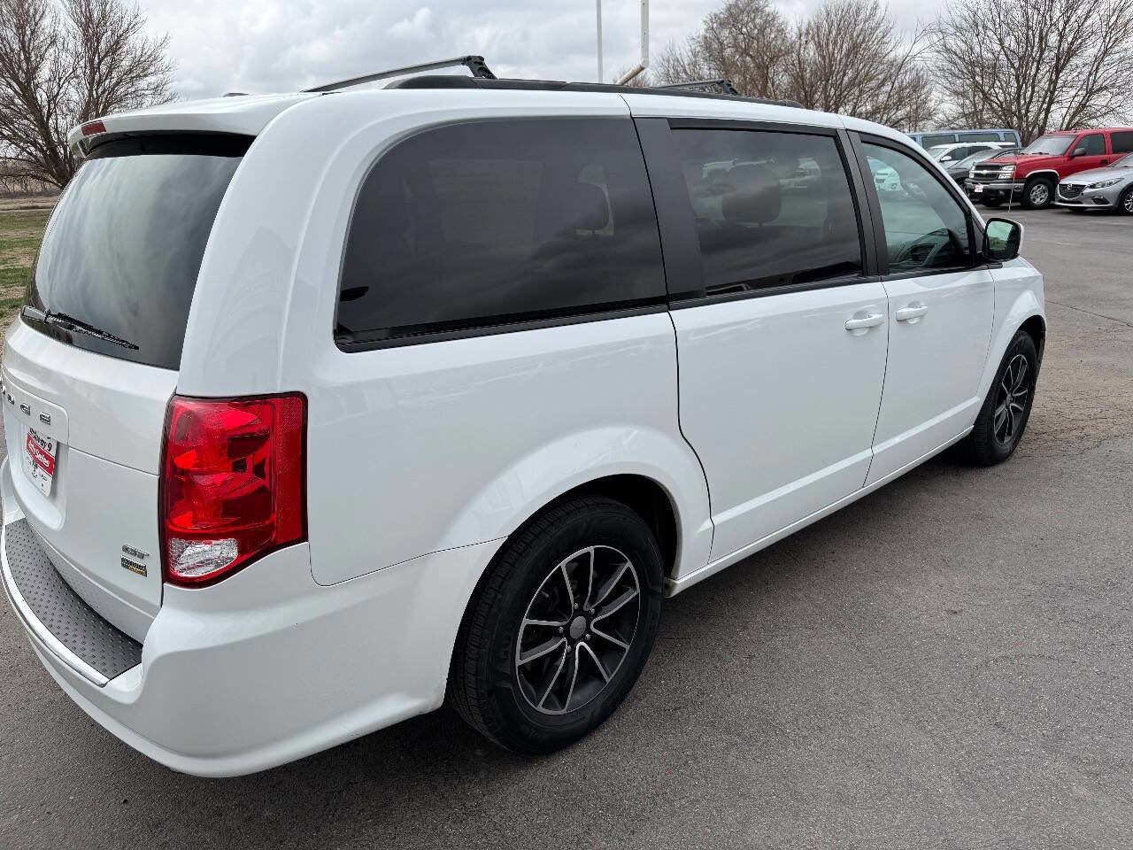 Used 2019 Dodge Grand Caravan GT FWD image 5