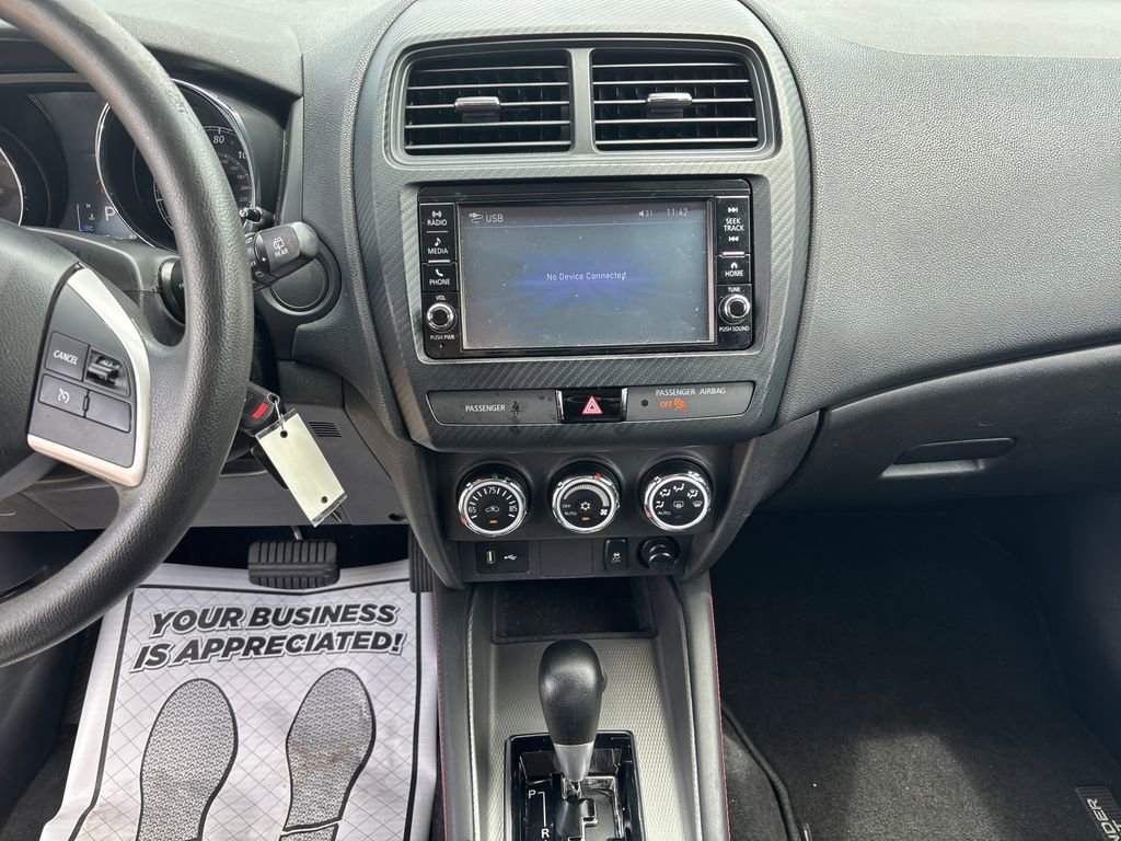Used 2019 Mitsubishi Outlander Sport ES FWD image 18