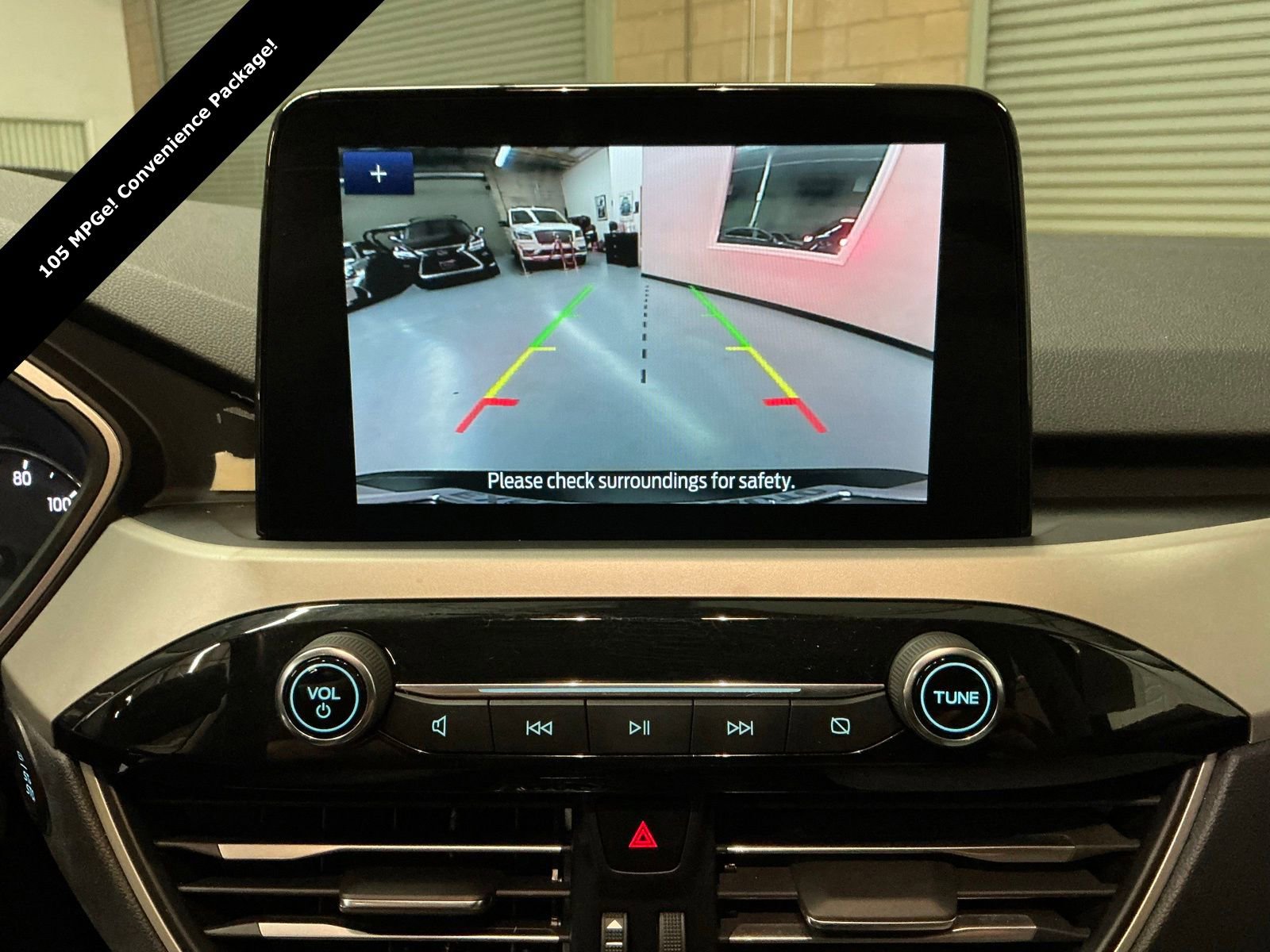 Used 2022 Ford Escape SE w/ Convenience Package image 25