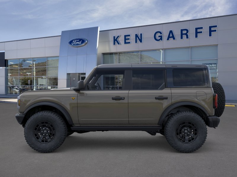 New 2026 Ford Bronco Badlands image 3