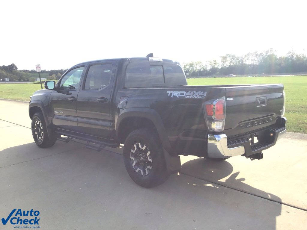 Used 2022 Toyota Tacoma TRD Off-Road image 6