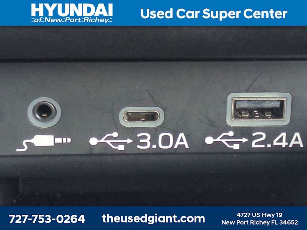 Used 2024 Subaru Outback Touring XT w/ Tech Package 3 AWD/4WD image 27