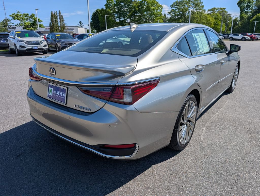 Used 2019 Lexus ES 300h FWD image 5