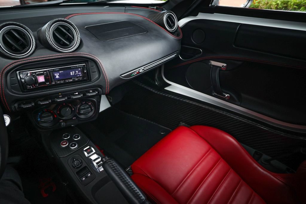 Used 2017 Alfa Romeo 4C Coupe w/ Coupe Track Package 1 RWD image 32