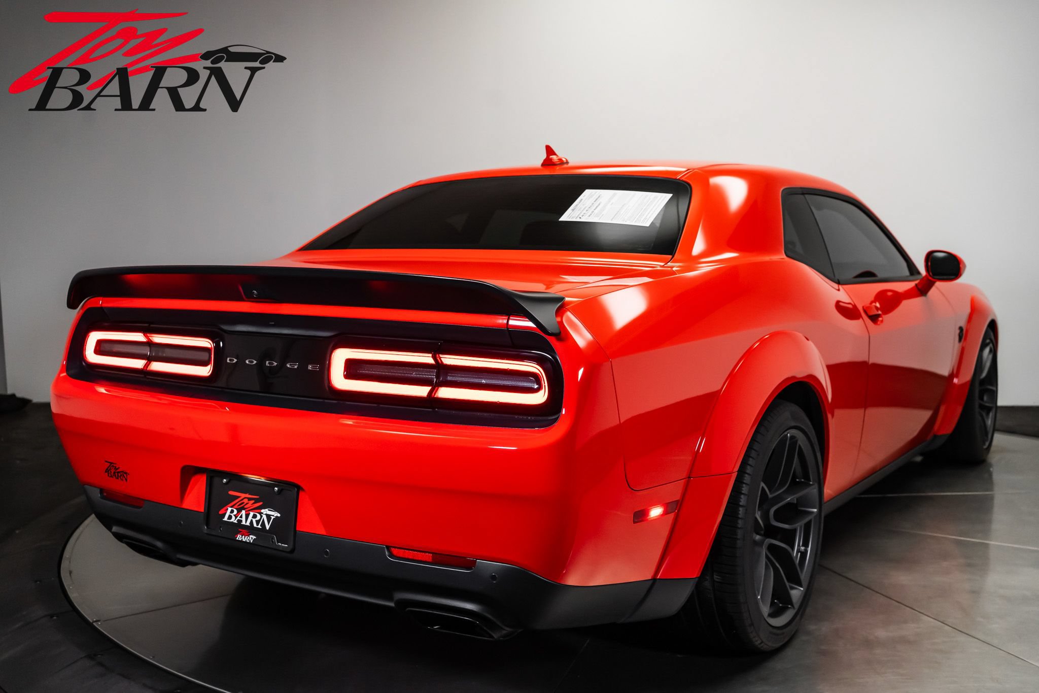 Used 2019 Dodge Challenger SRT Hellcat Redeye RWD image 12