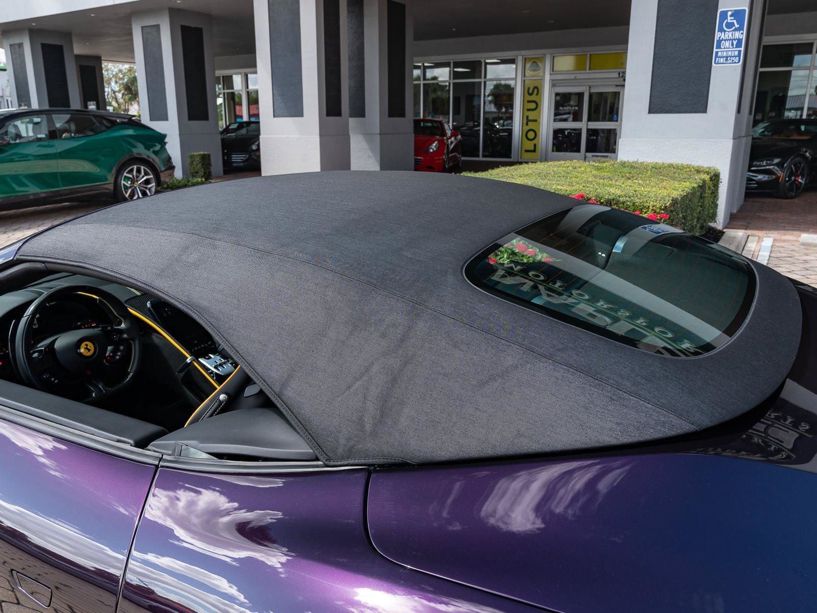 Used 2025 Ferrari Roma Spider RWD image 31