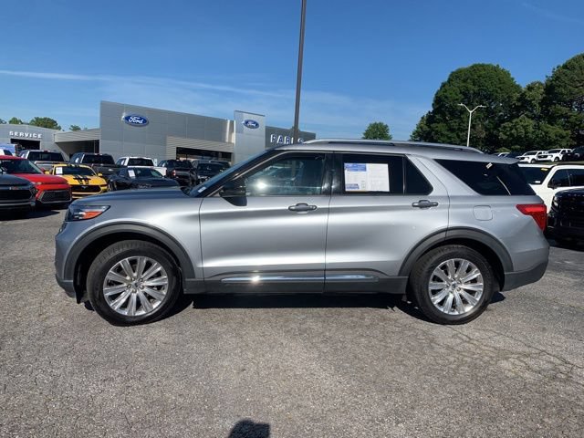 Certified 2022 Ford Explorer Limited w/ Equipment Group 301A RWD image 5